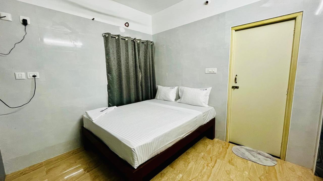Hotel Star Nivas, Srirangam Tiruchirappalli Kültér fotó
