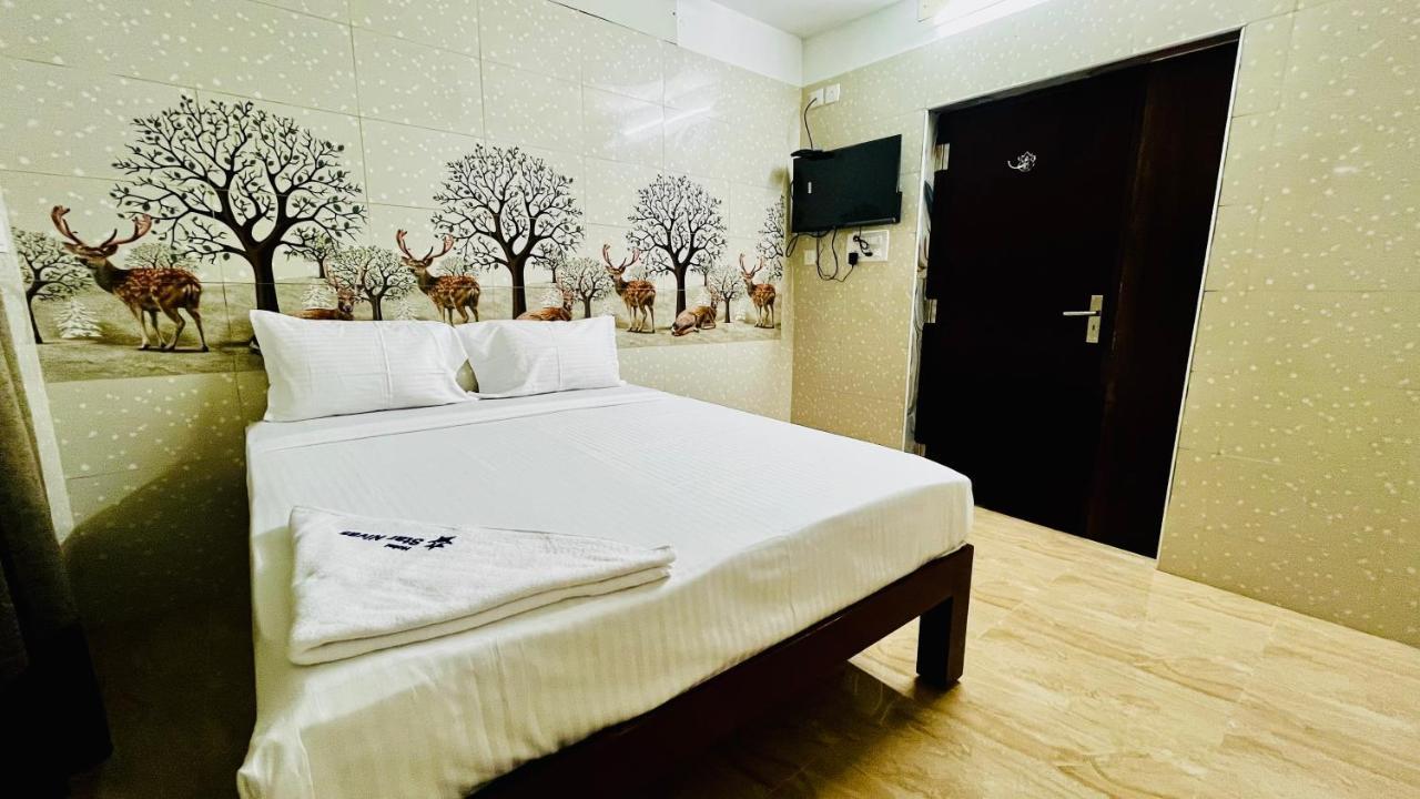 Hotel Star Nivas, Srirangam Tiruchirappalli Kültér fotó